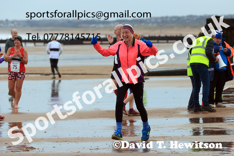 The 2024 Blyth Beach Run, Northumberland.   Photo: David T. Hewitson/Sports for All Pics